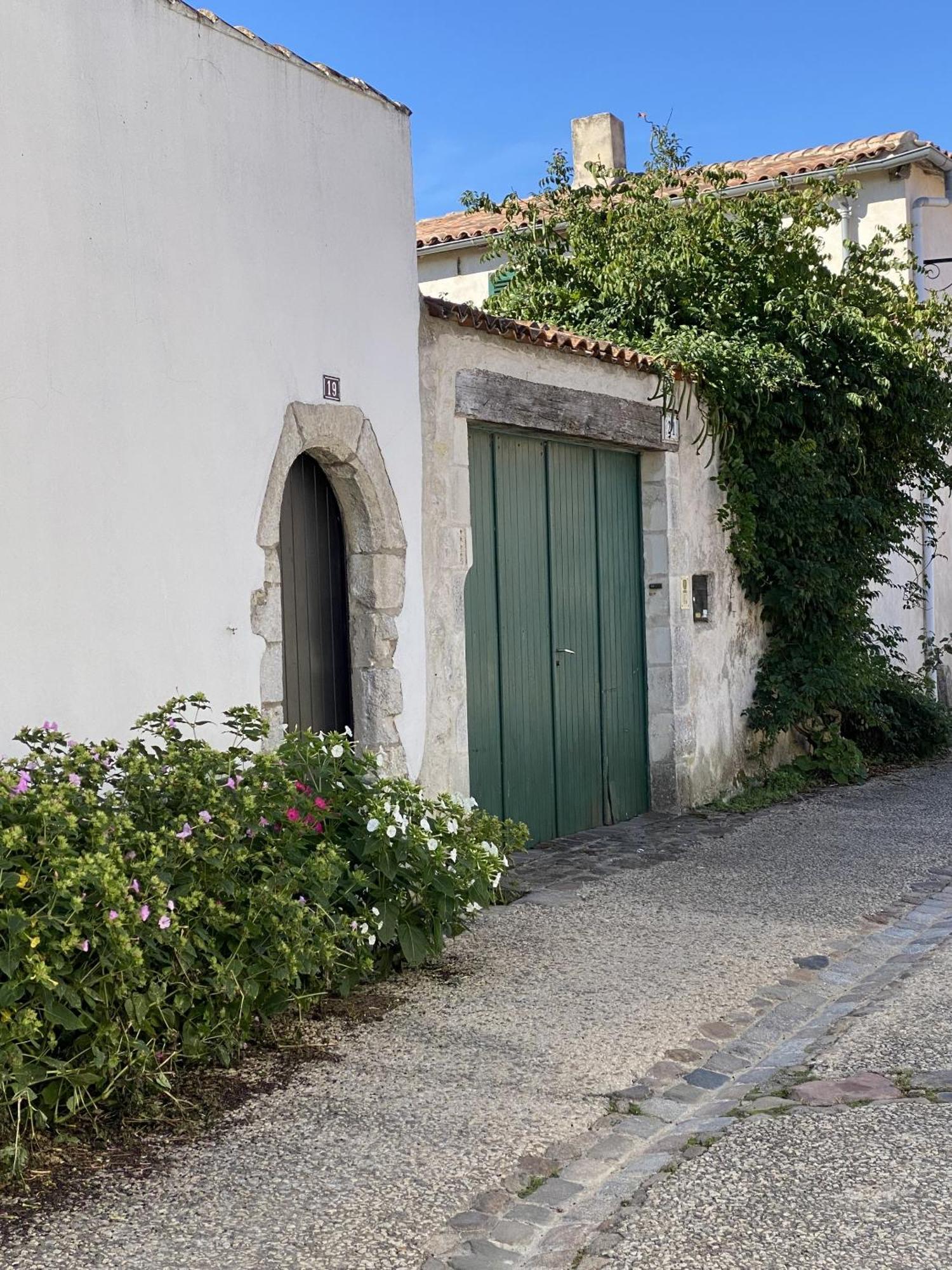 Appartamento Les Remparts Saint-Martin-de-Ré Esterno foto