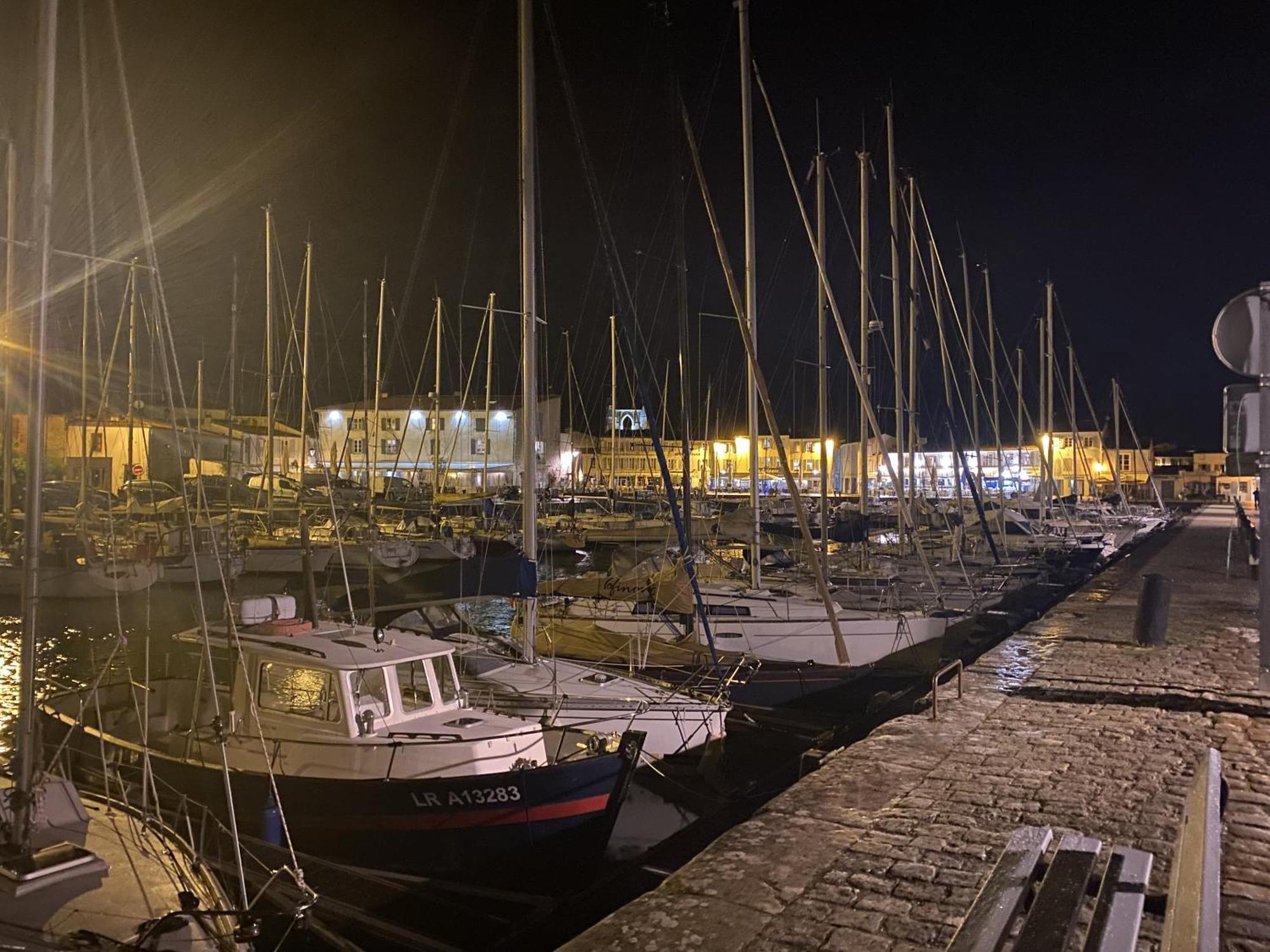 Appartamento Les Remparts Saint-Martin-de-Ré Esterno foto